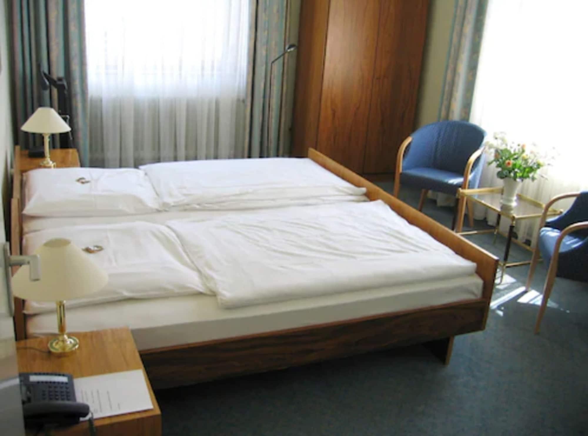 Gildenhof An den Westfalenhallen Dortmund Zimmer foto